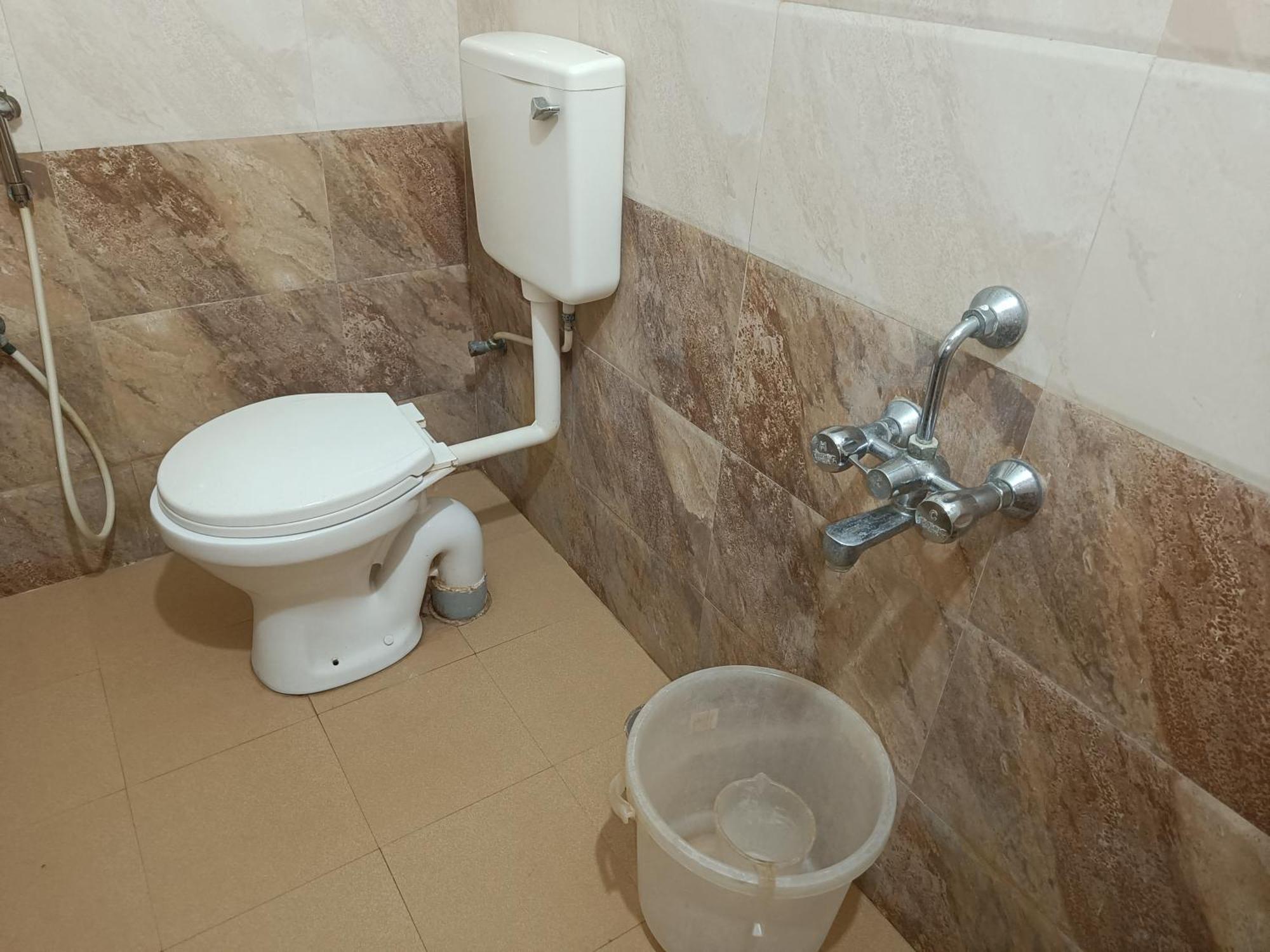 Green Tree Hotel-Near Vfs Global And Ramee Mall Chennai Exteriör bild
